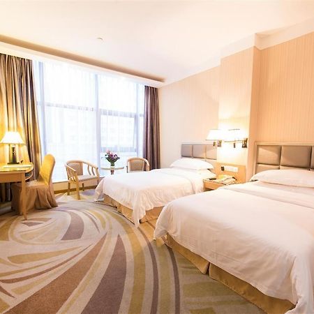 Vienna Hotel Zhanjiang Coast Avenue Zewnętrze zdjęcie