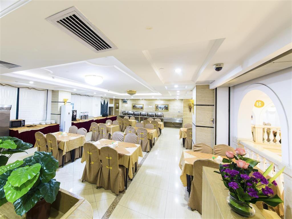 Vienna Hotel Zhanjiang Coast Avenue Zewnętrze zdjęcie